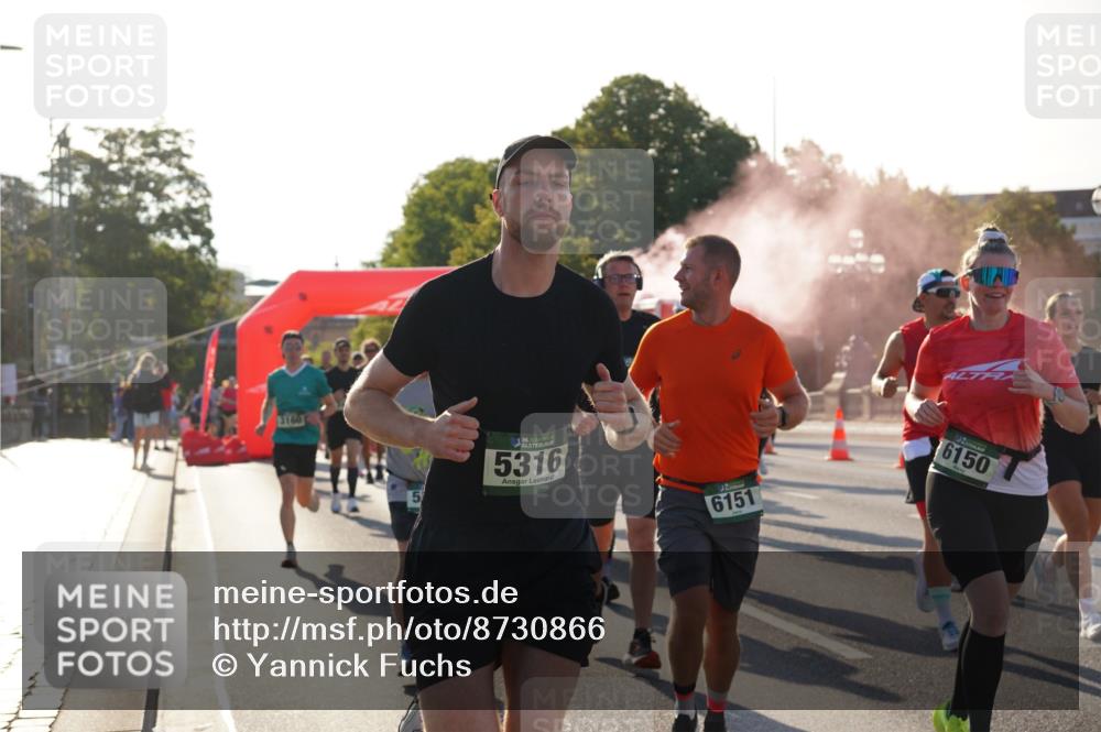 07.09.2025 - BARMER Alsterlauf Yannick Fuchs http://msf.ph/oto/8730866 07.09.2025 08:59:59 Laufen 5, 36, 5316, 6151, 6150 meine-sportfotos.de