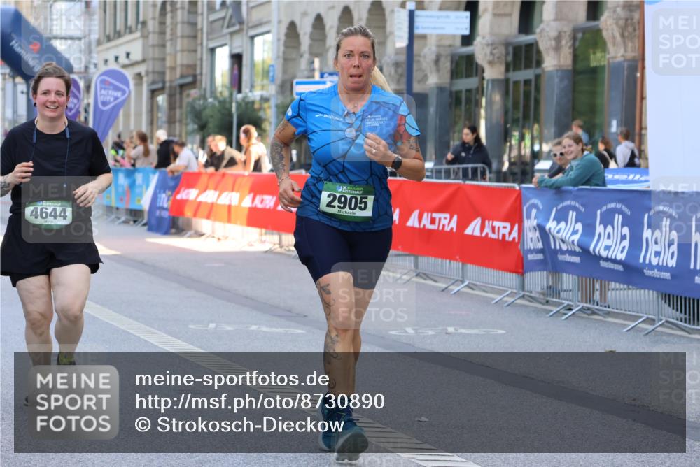 07.09.2025 - BARMER Alsterlauf Strokosch-Dieckow http://msf.ph/oto/8730890 07.09.2025 10:24:51 Ziel 3076, 4165, 4168, 4581, 5610, 5887, 6056 meine-sportfotos.de