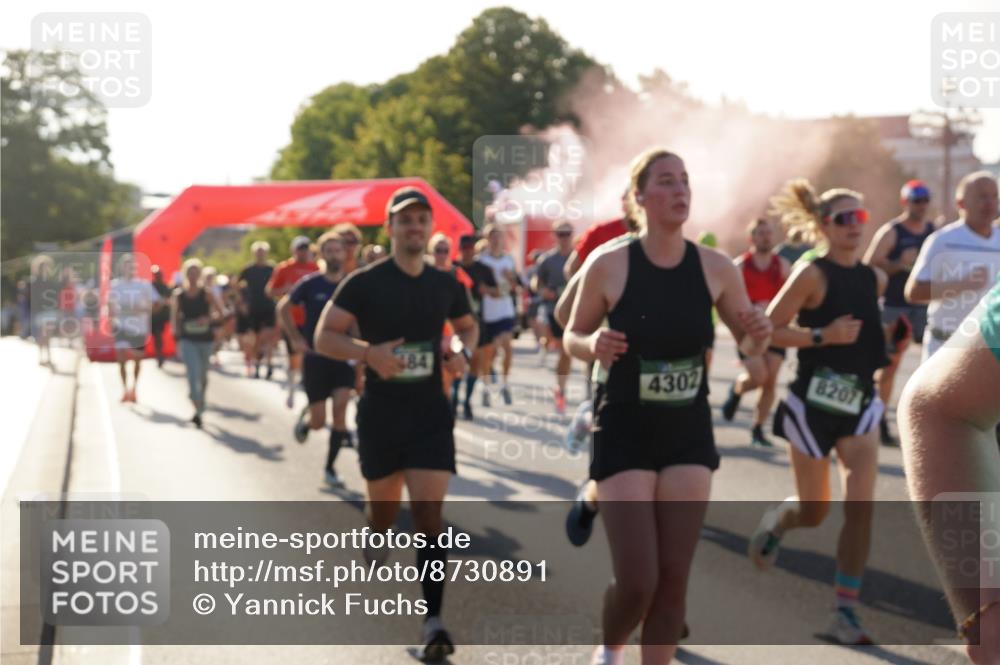 07.09.2025 - BARMER Alsterlauf Yannick Fuchs http://msf.ph/oto/8730891 07.09.2025 09:00:04 Laufen 484, 4302, 8207 meine-sportfotos.de