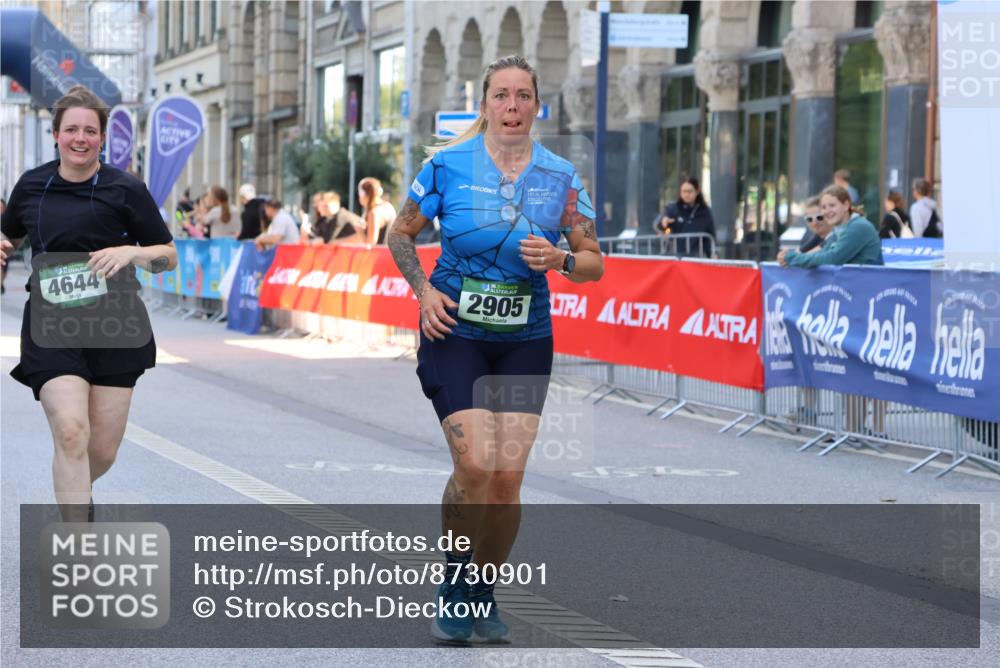 07.09.2025 - BARMER Alsterlauf Strokosch-Dieckow http://msf.ph/oto/8730901 07.09.2025 10:24:51 Ziel 3076, 4165, 4168, 4581, 5610, 5887, 6056 meine-sportfotos.de