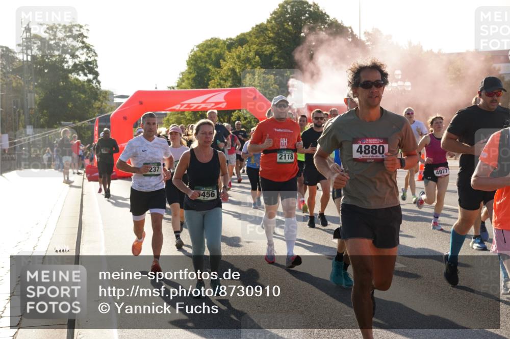 07.09.2025 - BARMER Alsterlauf Yannick Fuchs http://msf.ph/oto/8730910 07.09.2025 09:00:07 Laufen 237, 456, 2118, 4880, 4977 meine-sportfotos.de
