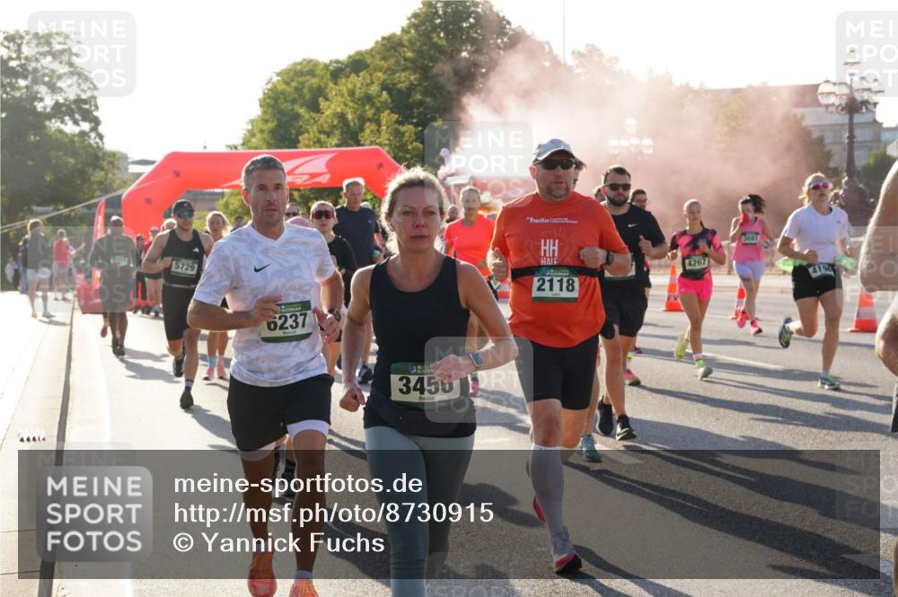 07.09.2025 - BARMER Alsterlauf Yannick Fuchs http://msf.ph/oto/8730915 07.09.2025 09:00:08 Laufen 5729, 6237, 3456, 2118, 4267, 3081, 4190 meine-sportfotos.de