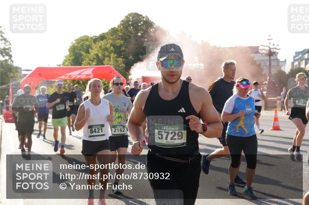 07.09.2025 - BARMER Alsterlauf Yannick Fuchs http://msf.ph/oto/8730932 07.09.2025 09:00:11 Laufen 4876, 8421, 2162, 36, 5729, 8108 meine-sportfotos.de