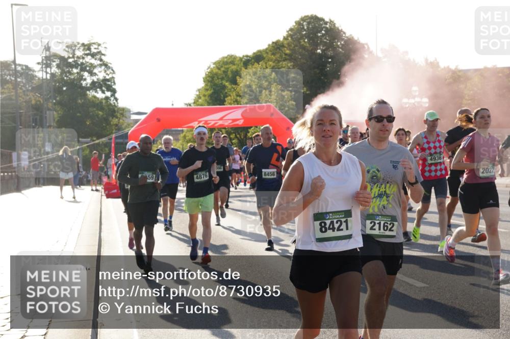 07.09.2025 - BARMER Alsterlauf Yannick Fuchs http://msf.ph/oto/8730935 07.09.2025 09:00:12 Laufen 59, 4876, 096, 8456, 36, 8421, 2162, 10, 4936, 2027 meine-sportfotos.de