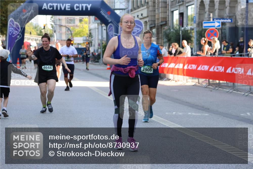 07.09.2025 - BARMER Alsterlauf Strokosch-Dieckow http://msf.ph/oto/8730937 07.09.2025 10:24:47 Ziel 2170, 2691, 2804, 3076, 4165, 4168, 4581, 4962, 5610, 5887, 6056, 8481 meine-sportfotos.de