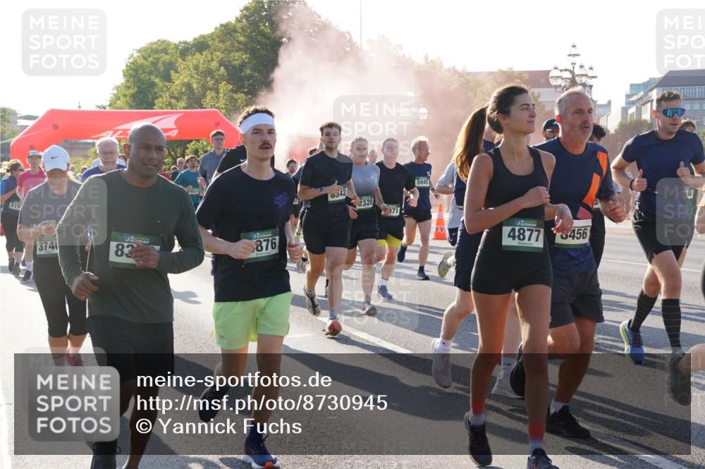 07.09.2025 - BARMER Alsterlauf Yannick Fuchs http://msf.ph/oto/8730945 07.09.2025 09:00:15 Laufen 519, 3740, 83, 876, 0342, 2328, 071, 5945, 4877, 6456 meine-sportfotos.de