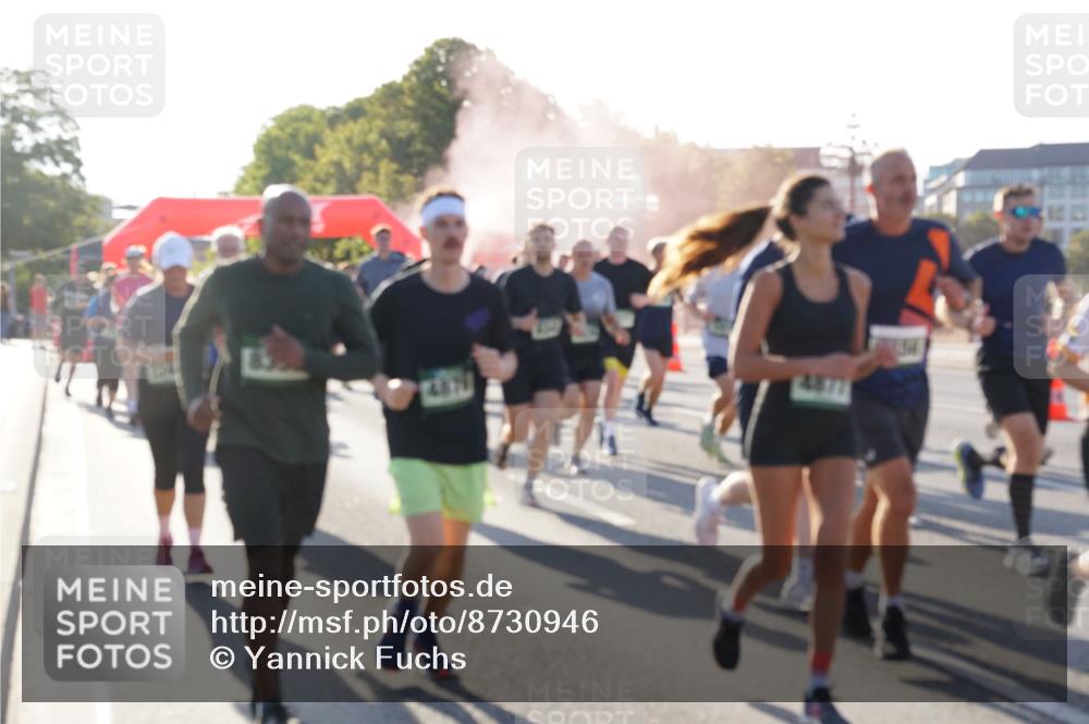 07.09.2025 - BARMER Alsterlauf Yannick Fuchs http://msf.ph/oto/8730946 07.09.2025 09:00:15 Laufen 4877 meine-sportfotos.de