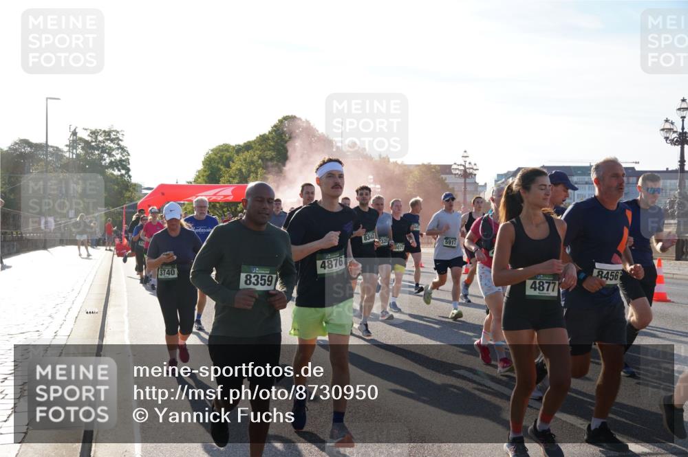 07.09.2025 - BARMER Alsterlauf Yannick Fuchs http://msf.ph/oto/8730950 07.09.2025 09:00:15 Laufen 44414, 3740, 8359, 4876, 8342, 3071, 5917, 4877, 8456 meine-sportfotos.de