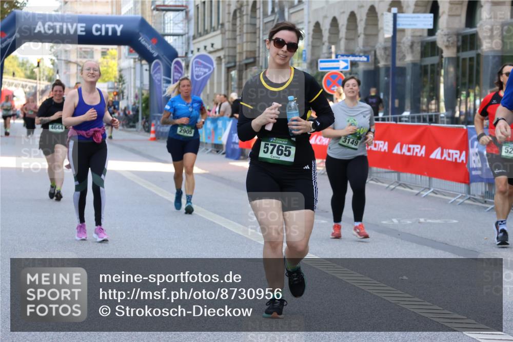 07.09.2025 - BARMER Alsterlauf Strokosch-Dieckow http://msf.ph/oto/8730956 07.09.2025 10:24:45 Ziel 2170, 2691, 2692, 2804, 4168, 4581, 4962, 5090, 5610, 5887, 6056, 8481 meine-sportfotos.de
