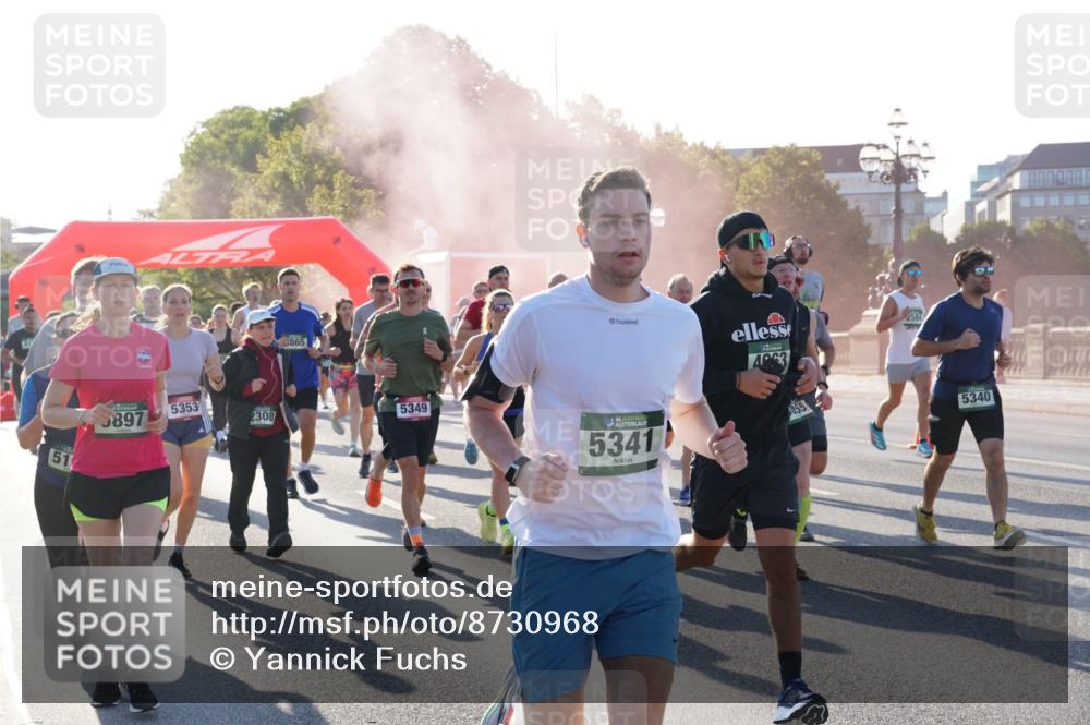 07.09.2025 - BARMER Alsterlauf Yannick Fuchs http://msf.ph/oto/8730968 07.09.2025 09:00:19 Laufen 51, 897, 5353, 2308, 865, 5349, 4263, 36, 5341, 2584, 055, 5340 meine-sportfotos.de