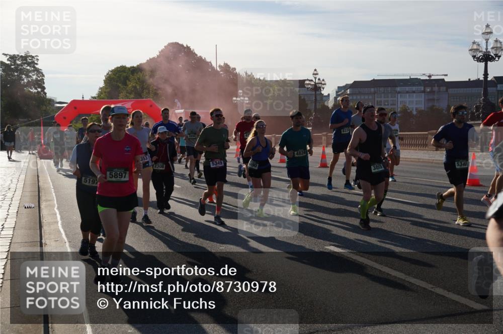 07.09.2025 - BARMER Alsterlauf Yannick Fuchs http://msf.ph/oto/8730978 07.09.2025 09:00:20 Laufen 5197, 5897, 353, 4824, 2308, 5349, 8339, 3055, 5340 meine-sportfotos.de