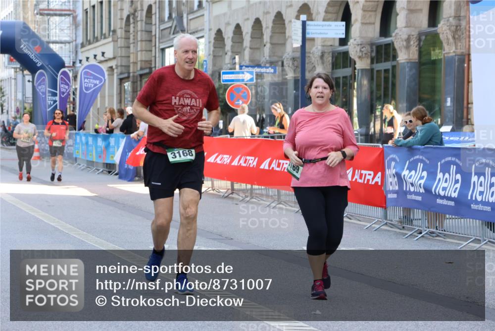 07.09.2025 - BARMER Alsterlauf Strokosch-Dieckow http://msf.ph/oto/8731007 07.09.2025 10:24:32 Ziel 2170, 2691, 2692, 2804, 4168, 4962, 5090, 8481 meine-sportfotos.de