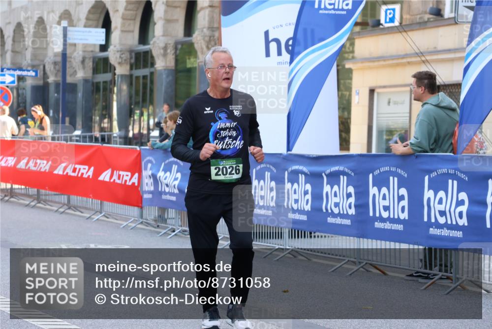 07.09.2025 - BARMER Alsterlauf Strokosch-Dieckow http://msf.ph/oto/8731058 07.09.2025 10:24:29 Ziel 2170, 2691, 2692, 2804, 4962, 5090, 8481 meine-sportfotos.de