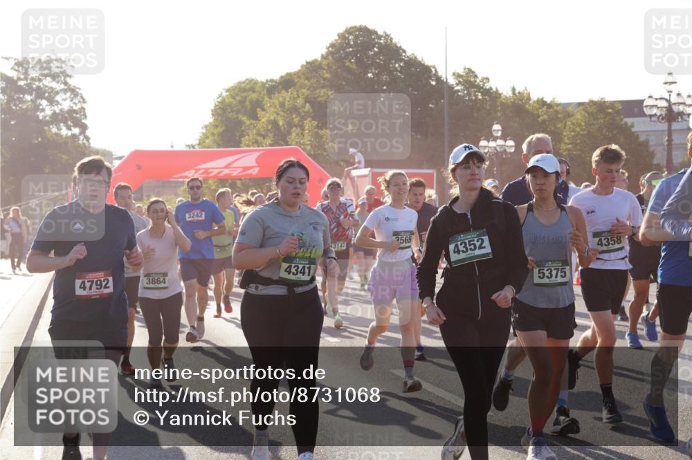 07.09.2025 - BARMER Alsterlauf Yannick Fuchs http://msf.ph/oto/8731068 07.09.2025 09:00:37 Laufen 4792, 3864, 3242, 4341, 2565, 3147, 4352, 4358, 5375 meine-sportfotos.de