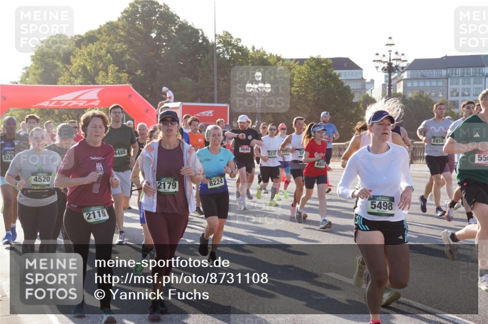 07.09.2025 - BARMER Alsterlauf Yannick Fuchs http://msf.ph/oto/8731108 07.09.2025 09:00:46 Laufen 828, 4520, 4485, 2119, 2179, 8224, 3646, 6235, 59, 4980, 5498, 2855, 550 meine-sportfotos.de