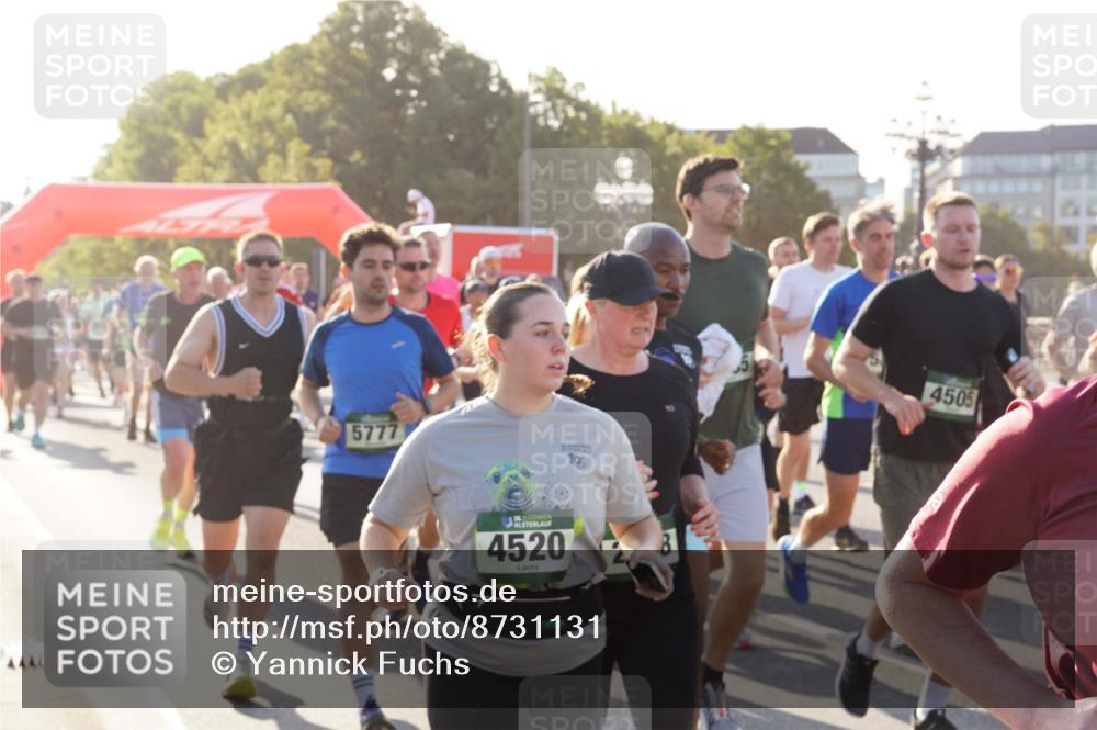 07.09.2025 - BARMER Alsterlauf Yannick Fuchs http://msf.ph/oto/8731131 07.09.2025 09:00:49 Laufen 5777, 4520, 19, 4505 meine-sportfotos.de
