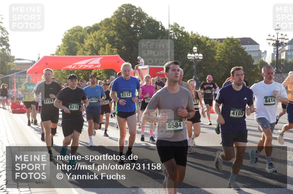 07.09.2025 - BARMER Alsterlauf Yannick Fuchs http://msf.ph/oto/8731158 07.09.2025 09:00:53 Laufen 5303, 2776, 2112, 8415, 8432, 395, 8210, 5584, 12, 3819, 4103, 8414 meine-sportfotos.de