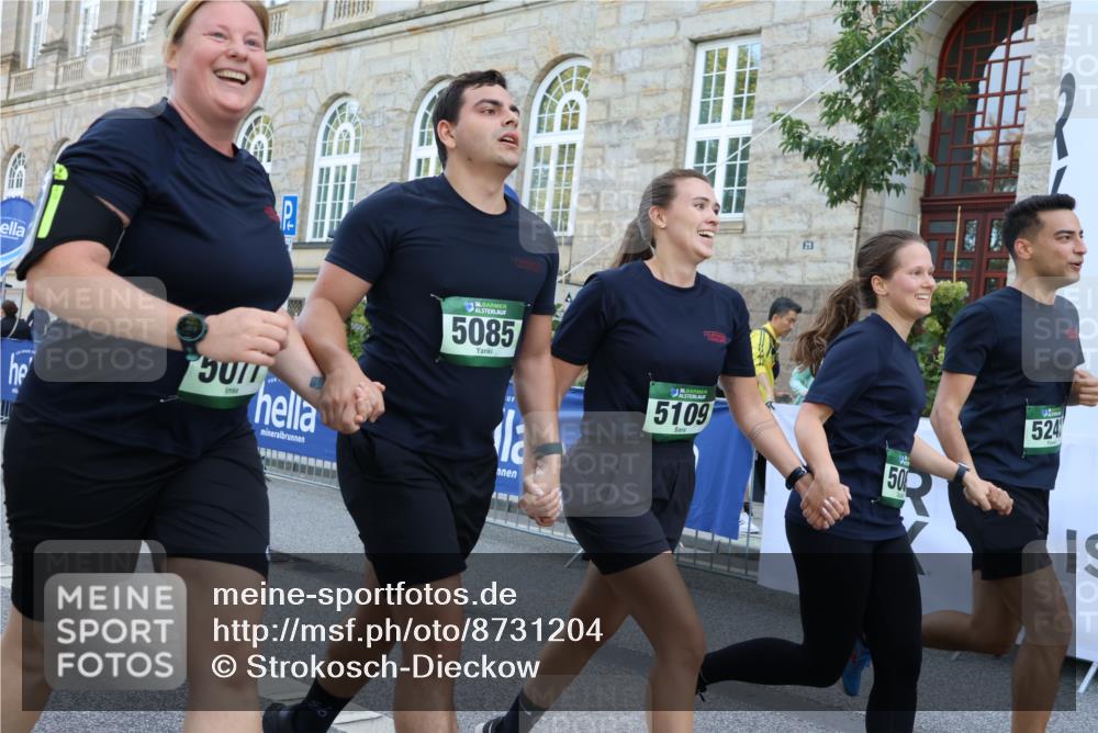 07.09.2025 - BARMER Alsterlauf Strokosch-Dieckow http://msf.ph/oto/8731204 07.09.2025 10:24:10 Ziel 2412, 2905, 3149, 4966, 5269, 5765, 6102 meine-sportfotos.de