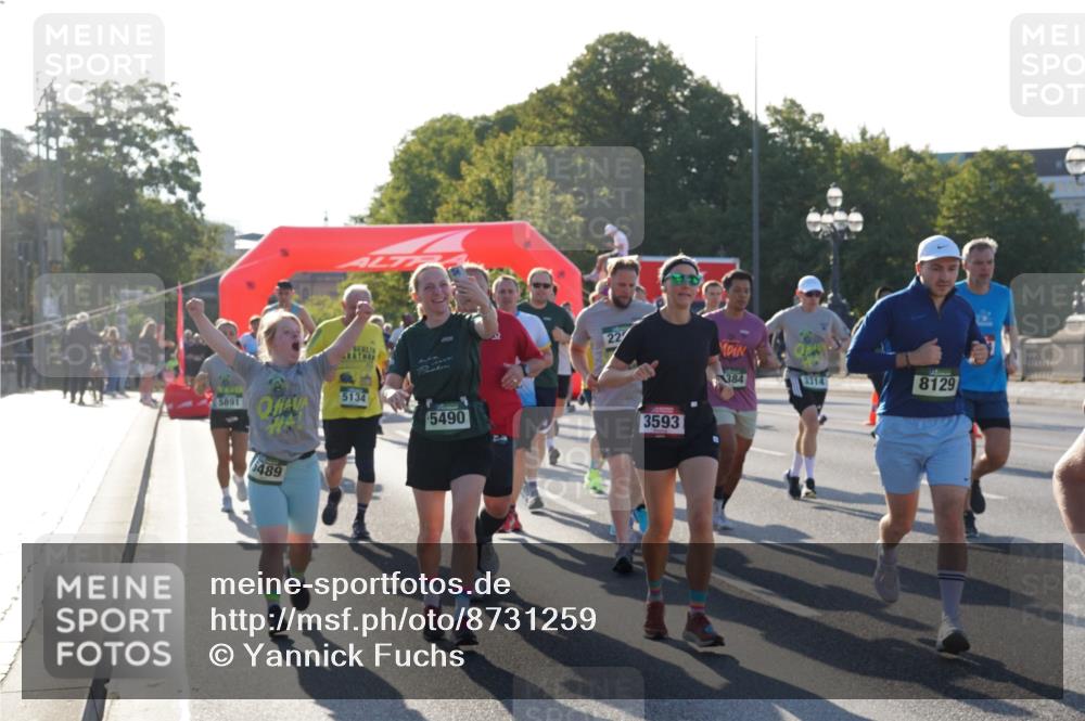 07.09.2025 - BARMER Alsterlauf Yannick Fuchs http://msf.ph/oto/8731259 07.09.2025 09:01:10 Laufen 44414, 5891, 489, 5134, 141147, 5490, 3593, 384, 3314, 8129 meine-sportfotos.de