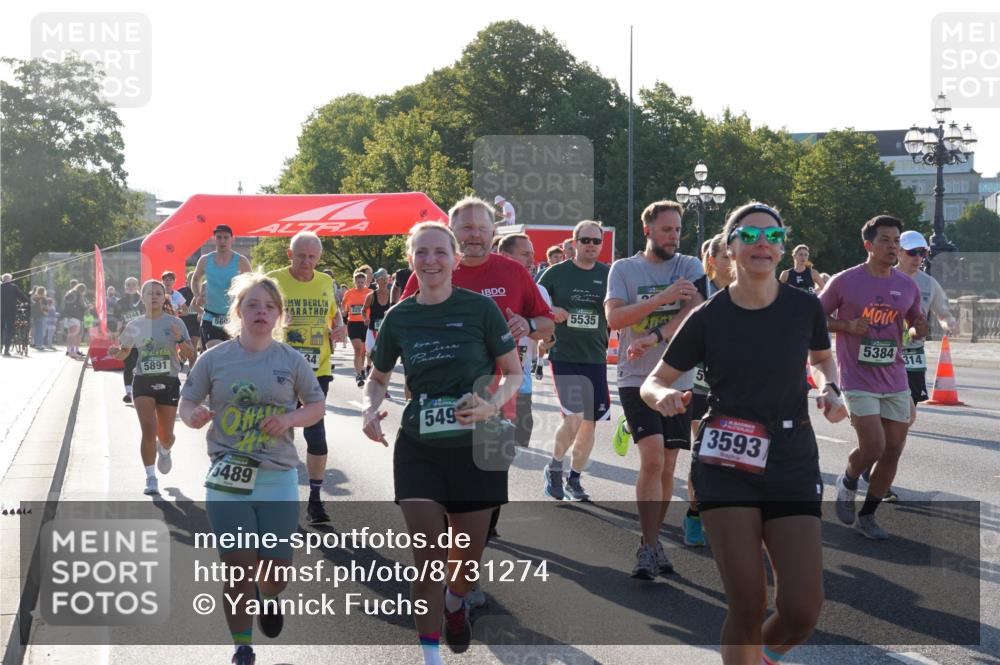 07.09.2025 - BARMER Alsterlauf Yannick Fuchs http://msf.ph/oto/8731274 07.09.2025 09:01:11 Laufen 5891, 6489, 225, 34, 549, 5535, 3593, 5384, 314 meine-sportfotos.de