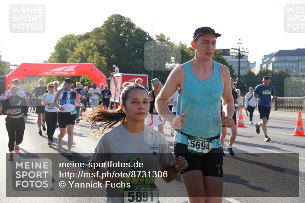 07.09.2025 - BARMER Alsterlauf Yannick Fuchs http://msf.ph/oto/8731306 07.09.2025 09:01:16 Laufen 4244, 3545, 36, 19, 36, 5694, 1440, 36, 5891, 5772 meine-sportfotos.de