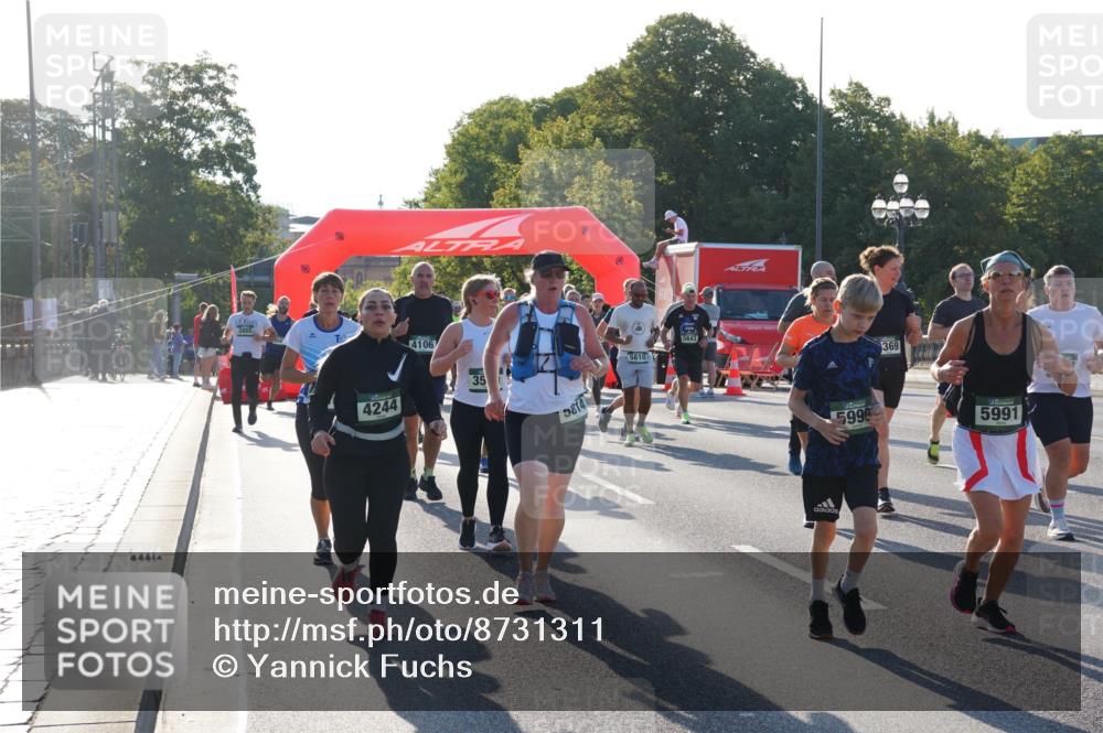 07.09.2025 - BARMER Alsterlauf Yannick Fuchs http://msf.ph/oto/8731311 07.09.2025 09:01:17 Laufen 4244, 4106, 35, 5814, 5610, 5643, 5990, 369, 5991 meine-sportfotos.de