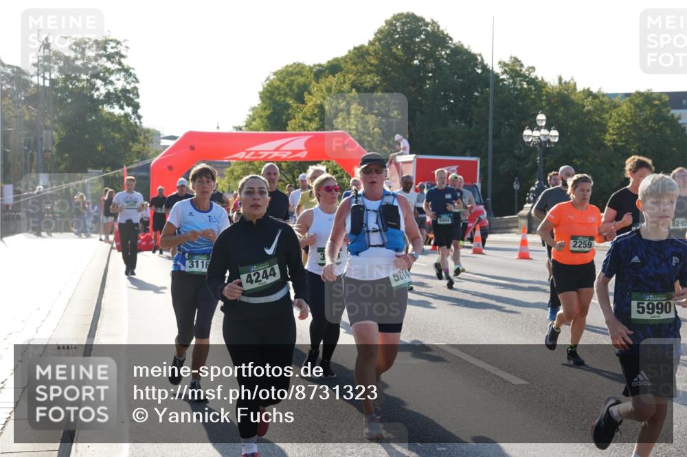 07.09.2025 - BARMER Alsterlauf Yannick Fuchs http://msf.ph/oto/8731323 07.09.2025 09:01:18 Laufen 44414, 3865, 3116, 4244, 5814, 5968, 2259, 8292, 5990 meine-sportfotos.de