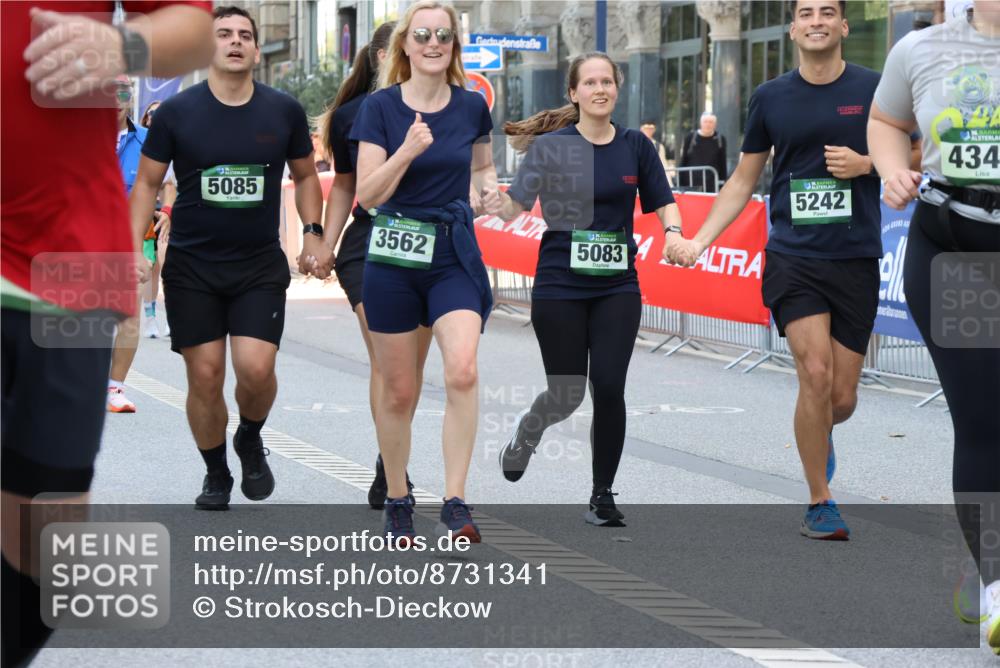 07.09.2025 - BARMER Alsterlauf Strokosch-Dieckow http://msf.ph/oto/8731341 07.09.2025 10:24:04 Ziel 2412, 2905, 3149, 4966, 5269, 5765 meine-sportfotos.de