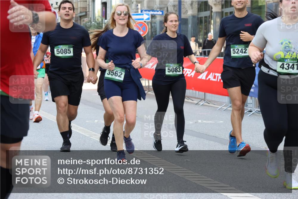 07.09.2025 - BARMER Alsterlauf Strokosch-Dieckow http://msf.ph/oto/8731352 07.09.2025 10:24:04 Ziel 2412, 2905, 3149, 4966, 5269, 5765 meine-sportfotos.de