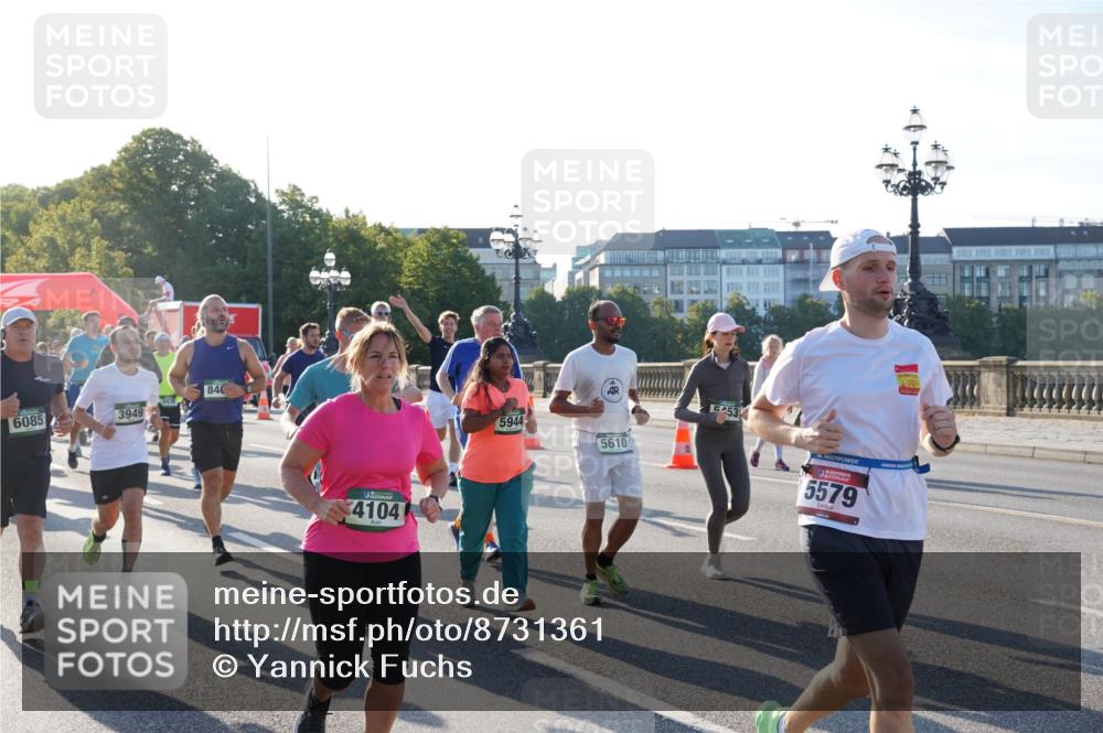 07.09.2025 - BARMER Alsterlauf Yannick Fuchs http://msf.ph/oto/8731361 07.09.2025 09:01:23 Laufen 6085, 3949, 3438, 846, 4104, 5944, 5610, 5453, 5579 meine-sportfotos.de
