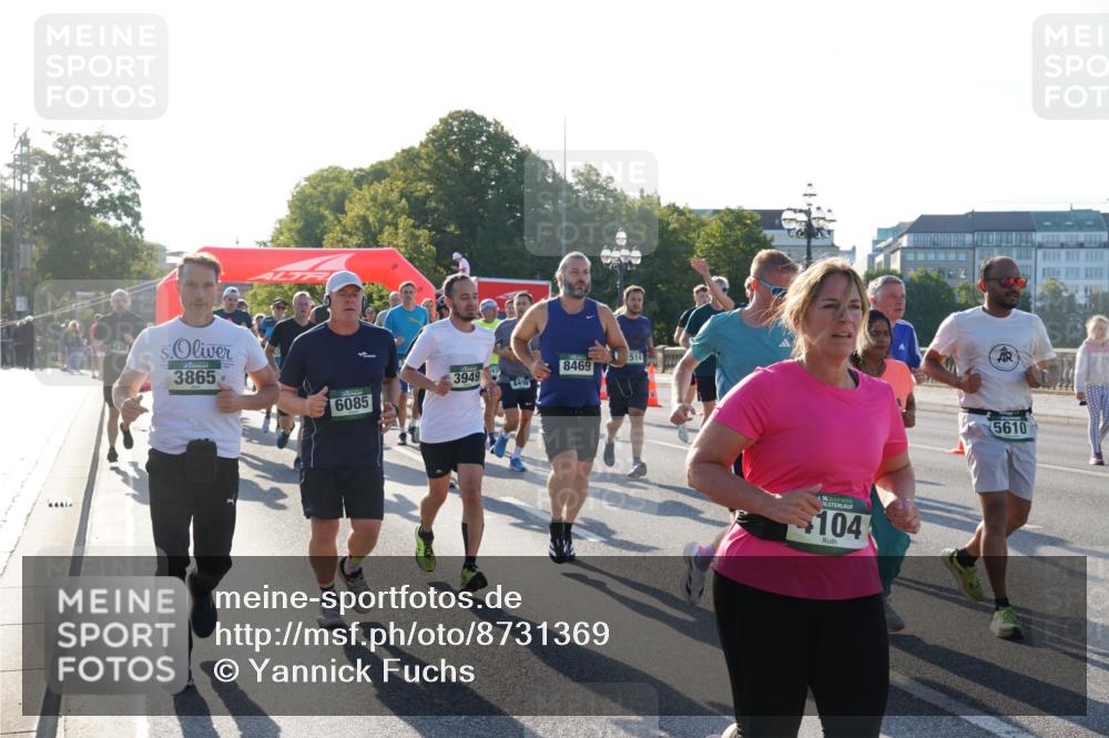 07.09.2025 - BARMER Alsterlauf Yannick Fuchs http://msf.ph/oto/8731369 07.09.2025 09:01:24 Laufen 44414, 3865, 3949, 4496, 6085, 8469, 514, 36, 104, 5610 meine-sportfotos.de