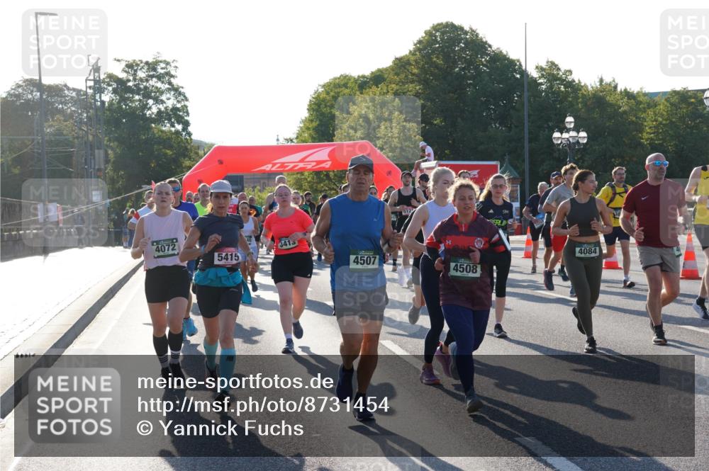 07.09.2025 - BARMER Alsterlauf Yannick Fuchs http://msf.ph/oto/8731454 07.09.2025 09:01:36 Laufen 4072, 5415, 100, 3413, 4084, 4507, 4508 meine-sportfotos.de