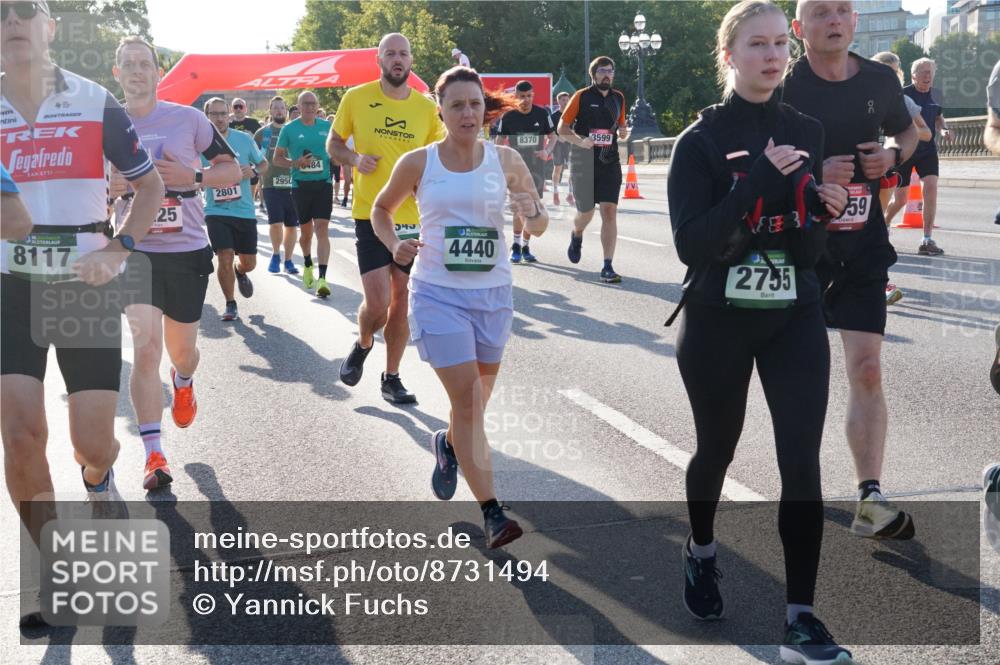 07.09.2025 - BARMER Alsterlauf Yannick Fuchs http://msf.ph/oto/8731494 07.09.2025 09:01:43 Laufen 8117, 25, 2801, 2950, 84, 3599, 8370, 43, 4440, 359, 2735 meine-sportfotos.de