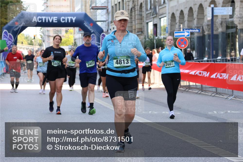 07.09.2025 - BARMER Alsterlauf Strokosch-Dieckow http://msf.ph/oto/8731501 07.09.2025 10:23:48 Ziel 2026, 2261, 2684, 2817, 3168, 3169, 3325, 3326, 4306, 4457, 5096 meine-sportfotos.de