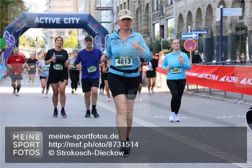 07.09.2025 - BARMER Alsterlauf Strokosch-Dieckow http://msf.ph/oto/8731514 07.09.2025 10:23:48 Ziel 2026, 2261, 2684, 2817, 3168, 3169, 3325, 3326, 4306, 4457, 5096 meine-sportfotos.de