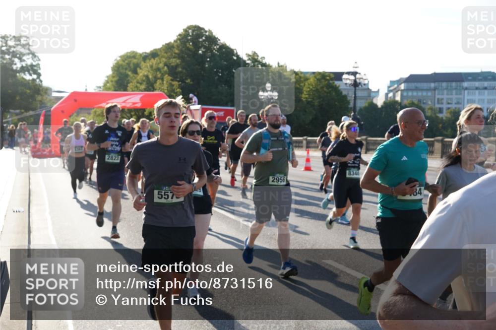 07.09.2025 - BARMER Alsterlauf Yannick Fuchs http://msf.ph/oto/8731516 07.09.2025 09:01:46 Laufen 2823, 24, 557, 2956, 8344, 84, 40 meine-sportfotos.de