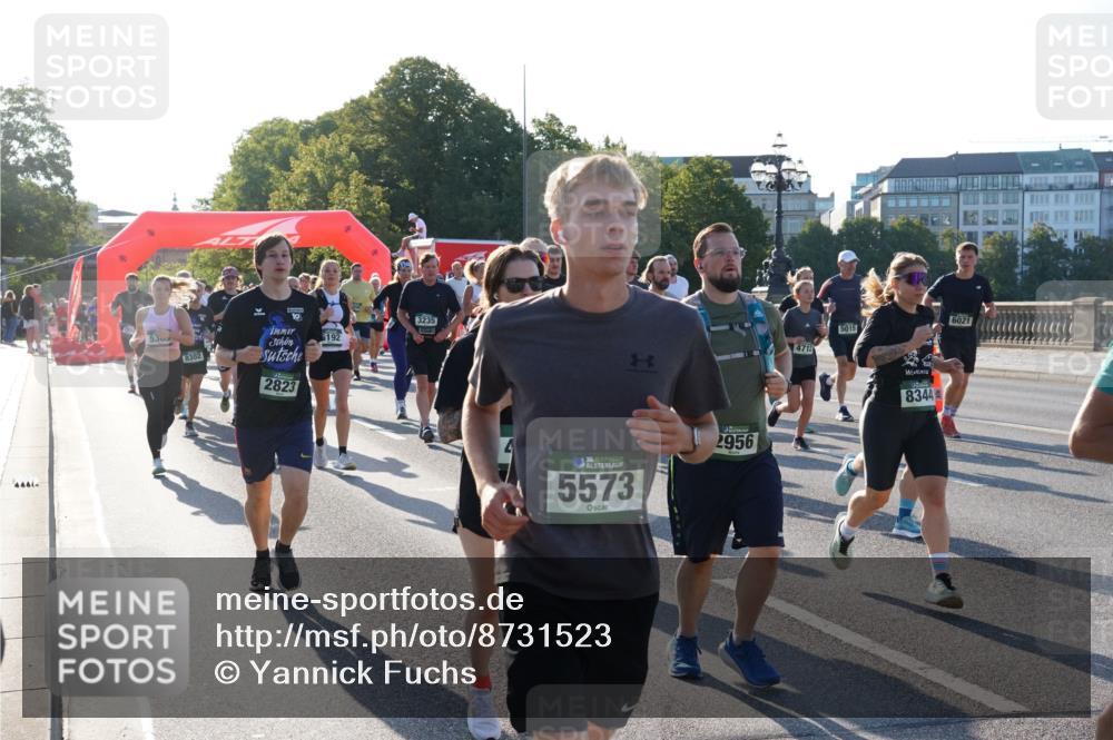 07.09.2025 - BARMER Alsterlauf Yannick Fuchs http://msf.ph/oto/8731523 07.09.2025 09:01:47 Laufen 5303, 19, 5192, 8302, 2823, 3235, 136, 5573, 2956, 4712, 5015, 8344, 6021 meine-sportfotos.de