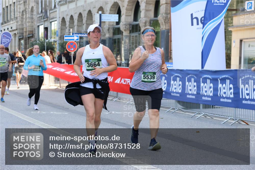 07.09.2025 - BARMER Alsterlauf Strokosch-Dieckow http://msf.ph/oto/8731528 07.09.2025 10:23:46 Ziel 2026, 2261, 2684, 2817, 3168, 3169, 3325, 3326, 4306, 4457, 4841, 5096 meine-sportfotos.de