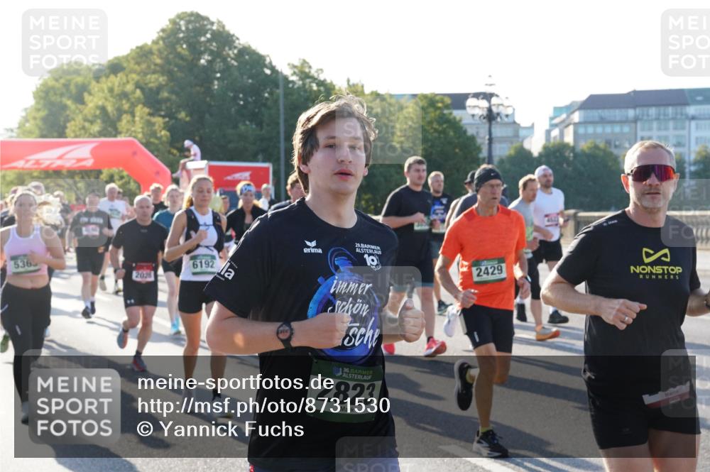 07.09.2025 - BARMER Alsterlauf Yannick Fuchs http://msf.ph/oto/8731530 07.09.2025 09:01:48 Laufen 536, 2028, 6192, 29, 2429, 36, 2823 meine-sportfotos.de