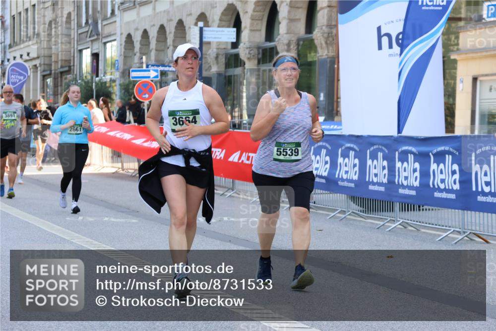 07.09.2025 - BARMER Alsterlauf Strokosch-Dieckow http://msf.ph/oto/8731533 07.09.2025 10:23:46 Ziel 2026, 2261, 2684, 2817, 3168, 3169, 3325, 3326, 4306, 4457, 4841, 5096 meine-sportfotos.de