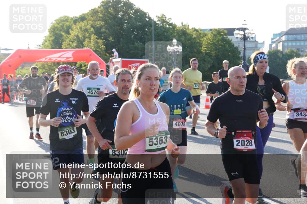 07.09.2025 - BARMER Alsterlauf Yannick Fuchs http://msf.ph/oto/8731555 07.09.2025 09:01:51 Laufen 2530, 19, 8303, 4574, 202, 5, 2, 8307, 5363, 4078, 429, 2028, 3434 meine-sportfotos.de