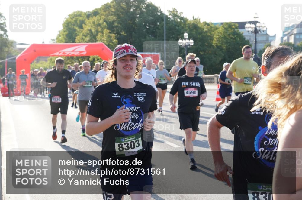 07.09.2025 - BARMER Alsterlauf Yannick Fuchs http://msf.ph/oto/8731561 07.09.2025 09:01:52 Laufen 2530, 29, 36, 8303, 4590, 36, 830 meine-sportfotos.de