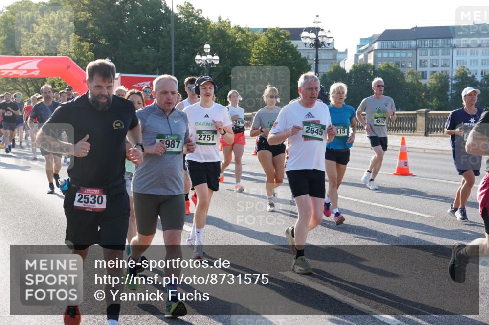 07.09.2025 - BARMER Alsterlauf Yannick Fuchs http://msf.ph/oto/8731575 07.09.2025 09:01:54 Laufen 1, 2530, 987, 2751, 2975, 4257, 2645, 515 meine-sportfotos.de