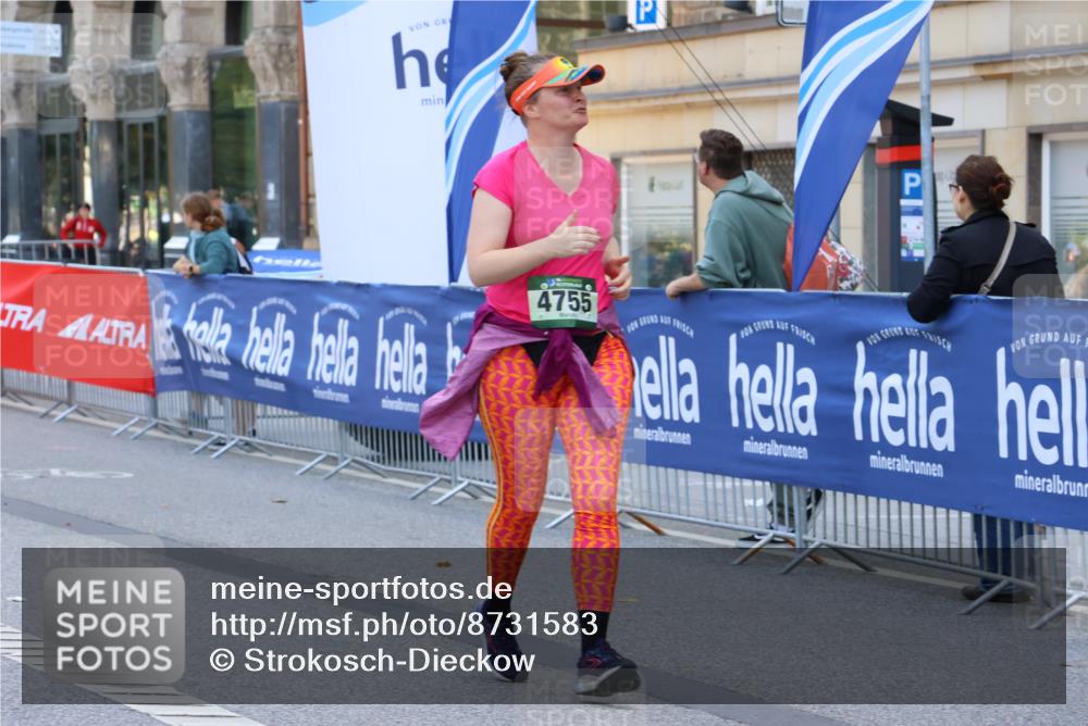 07.09.2025 - BARMER Alsterlauf Strokosch-Dieckow http://msf.ph/oto/8731583 07.09.2025 10:23:40 Ziel 2087, 2261, 2684, 2817, 3325, 3326, 4306, 4457, 4841, 5096 meine-sportfotos.de
