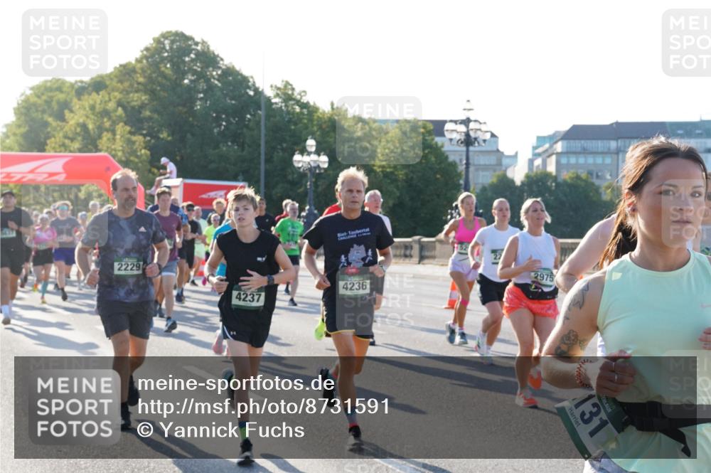 07.09.2025 - BARMER Alsterlauf Yannick Fuchs http://msf.ph/oto/8731591 07.09.2025 09:01:56 Laufen 2229, 4237, 4236, 2975, 131 meine-sportfotos.de