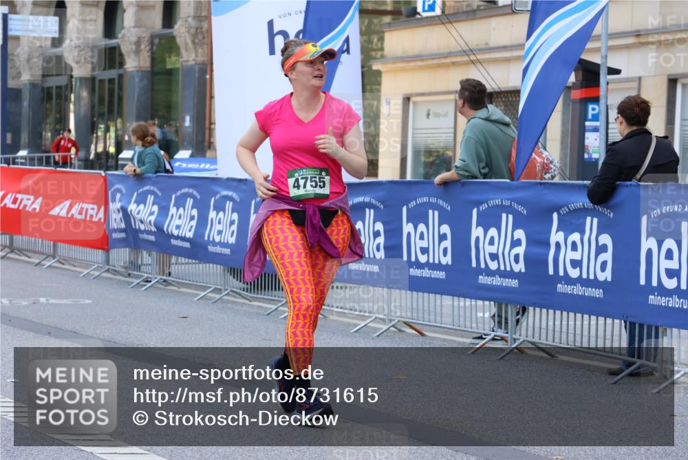 07.09.2025 - BARMER Alsterlauf Strokosch-Dieckow http://msf.ph/oto/8731615 07.09.2025 10:23:40 Ziel 2087, 2261, 2684, 2817, 3325, 3326, 4306, 4457, 4841, 5096 meine-sportfotos.de