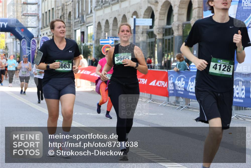 07.09.2025 - BARMER Alsterlauf Strokosch-Dieckow http://msf.ph/oto/8731638 07.09.2025 10:23:36 Ziel 2087, 2261, 2684, 2817, 3325, 3326, 3562, 3688, 4013, 4306, 4457, 4841, 5077, 5083, 5085, 5109, 5242 meine-sportfotos.de