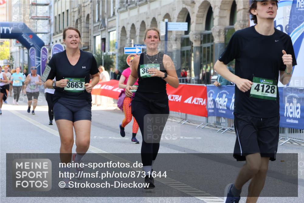07.09.2025 - BARMER Alsterlauf Strokosch-Dieckow http://msf.ph/oto/8731644 07.09.2025 10:23:36 Ziel 2087, 2261, 2684, 2817, 3325, 3326, 3562, 3688, 4013, 4306, 4457, 4841, 5077, 5083, 5085, 5109, 5242 meine-sportfotos.de