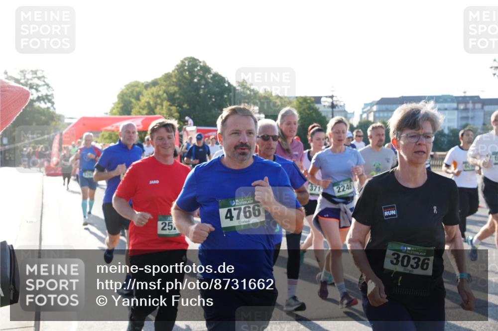 07.09.2025 - BARMER Alsterlauf Yannick Fuchs http://msf.ph/oto/8731662 07.09.2025 09:02:06 Laufen 25, 136, 4766, 371, 2246, 36, 3036 meine-sportfotos.de