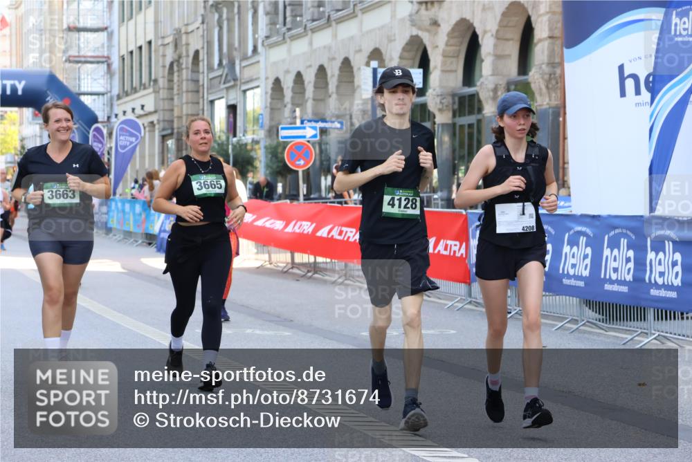 07.09.2025 - BARMER Alsterlauf Strokosch-Dieckow http://msf.ph/oto/8731674 07.09.2025 10:23:34 Ziel 2087, 2261, 2684, 2817, 3562, 3652, 3688, 4013, 4306, 4341, 4352, 4457, 4841, 5077, 5083, 5085, 5109, 5242 meine-sportfotos.de